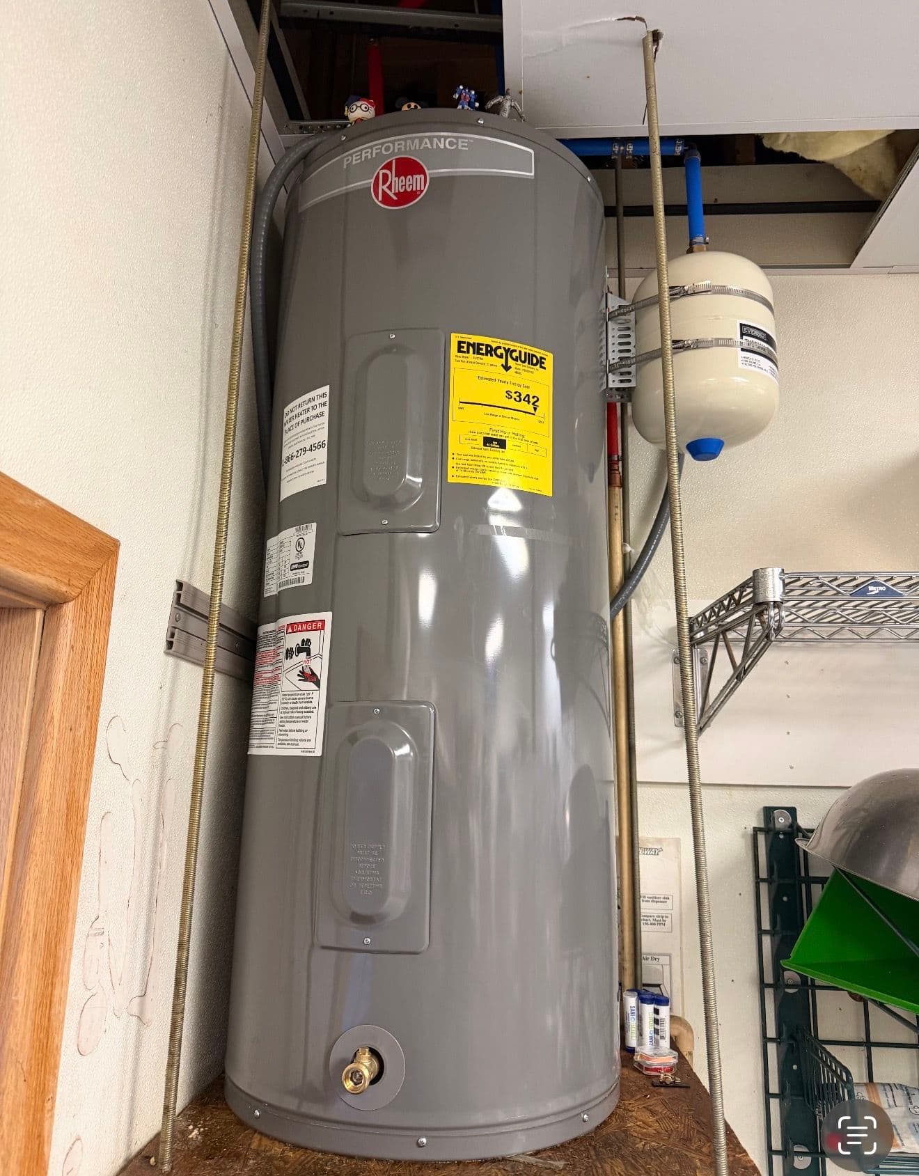 Project Emergency Water Heater Replacement for a Rincon Business image