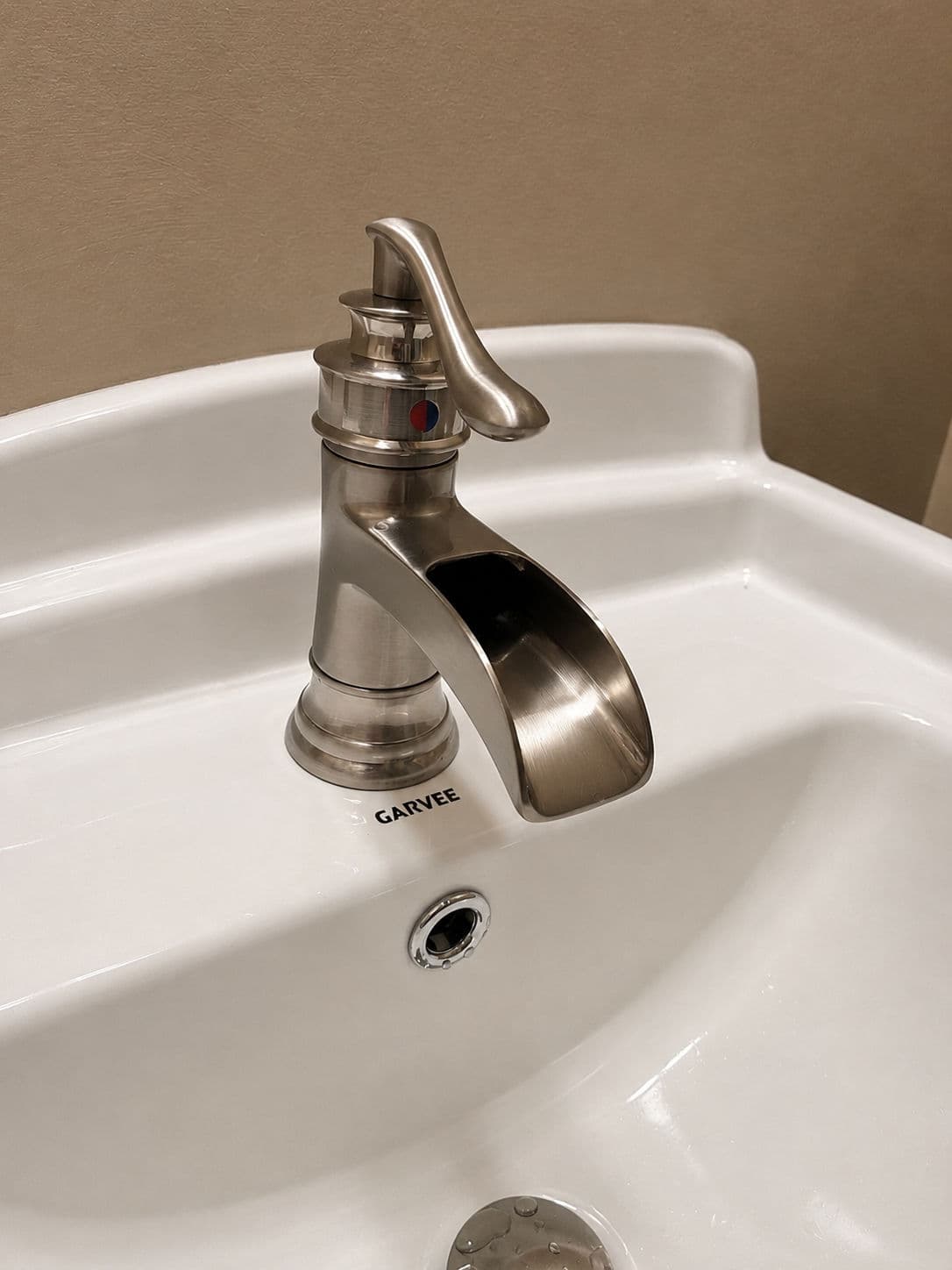 Gallery photos for Pedestal Sink and Faucet Install That Makes a Real Difference: Image #1
