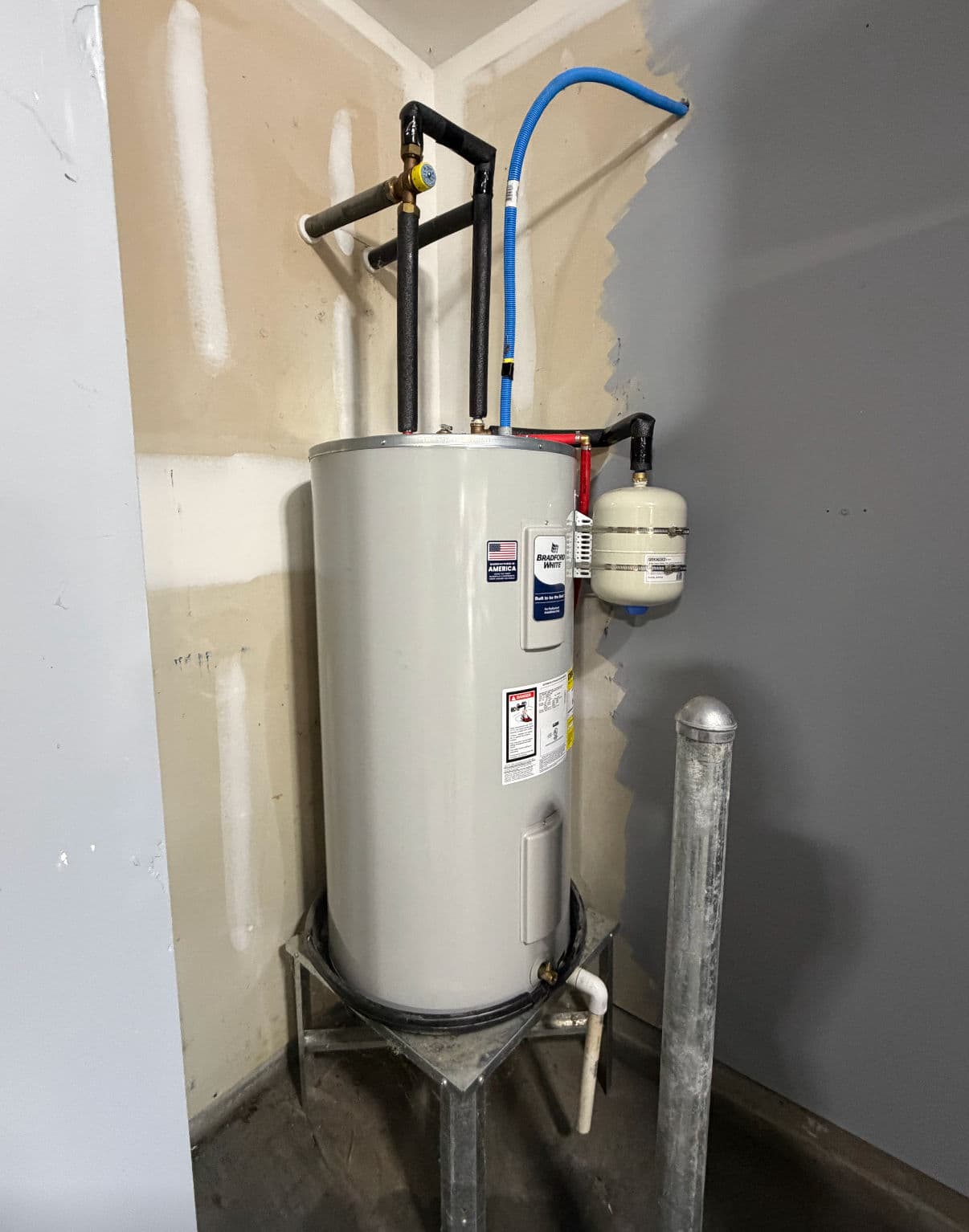 Leaking Water Heater? Here's What a Proper Fix Looks Like image
